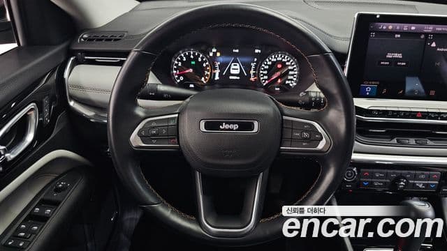 Jeep Compass 2022 — Фото 13/20