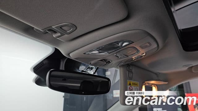 Jeep Compass 2022 — ფოტო 18/35