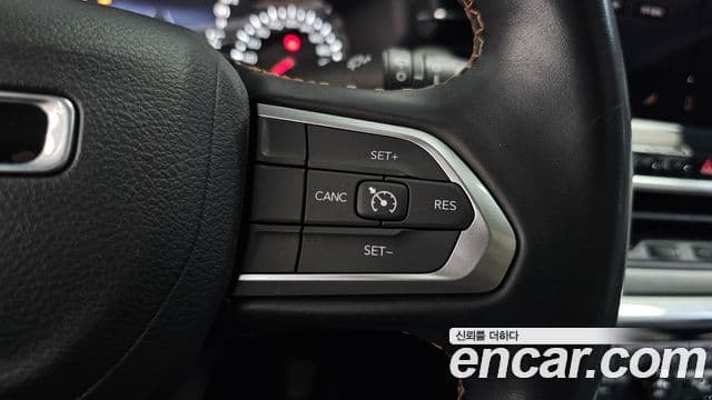 Jeep Compass 2022 — ფოტო 30/35