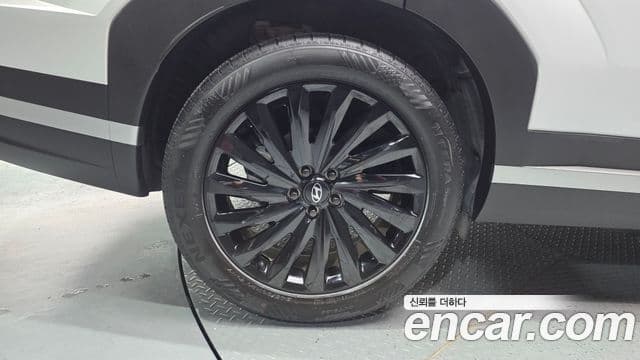 Hyundai Santa Fe 2023 — Şəkil 5/20