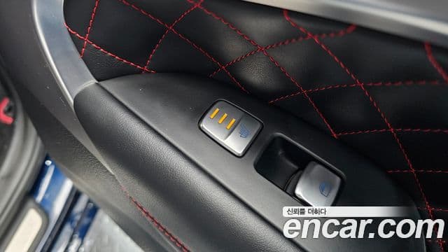 Genesis G70 2018 — Photo 6/37