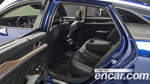 Kia K5 2019 — ფოტო 12/20