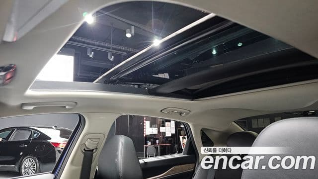 Kia K5 2019 — ფოტო 19/20
