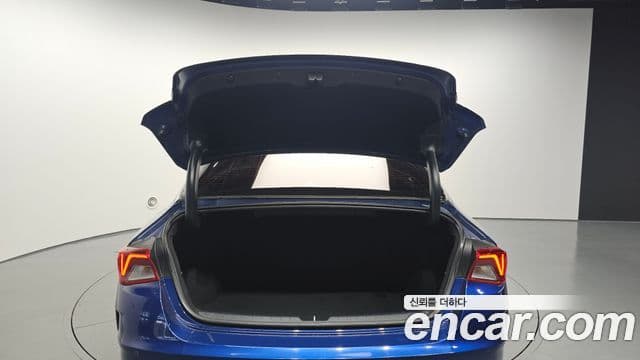 Kia K5 2019 — ფოტო 20/20