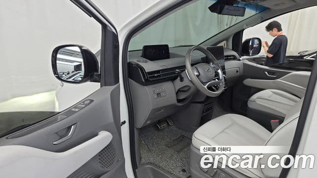 Hyundai Staria 2021 — Şəkil 10/20