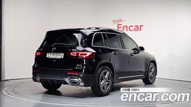 Mercedes-Benz GLB-Class 2020 — Şəkil 1/20