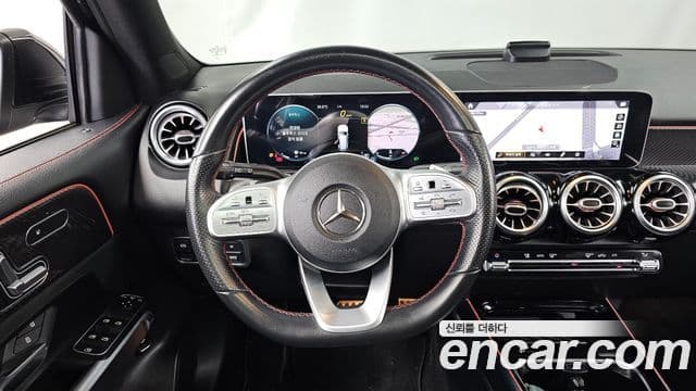 Mercedes-Benz GLB-Class 2020 — Şəkil 12/20