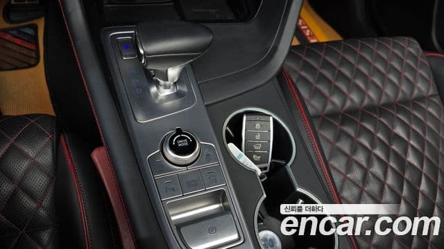 Genesis G70 2019 — ფოტო 9/20