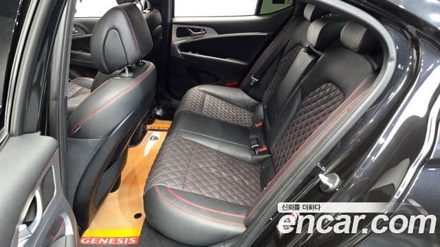 Genesis G70 2019 — ფოტო 11/20