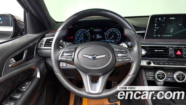 Genesis G70 2019 — ფოტო 13/20