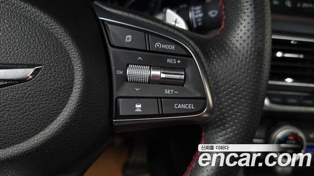 Genesis G70 2019 — ფოტო 15/20