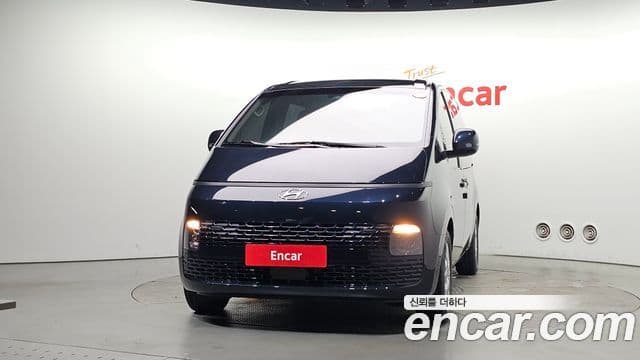 Hyundai Staria 2021 — Фото 3/20