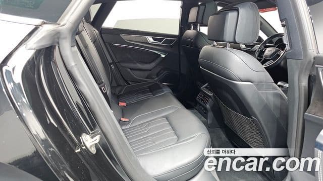 Audi A7 2021 — ფოტო 11/20
