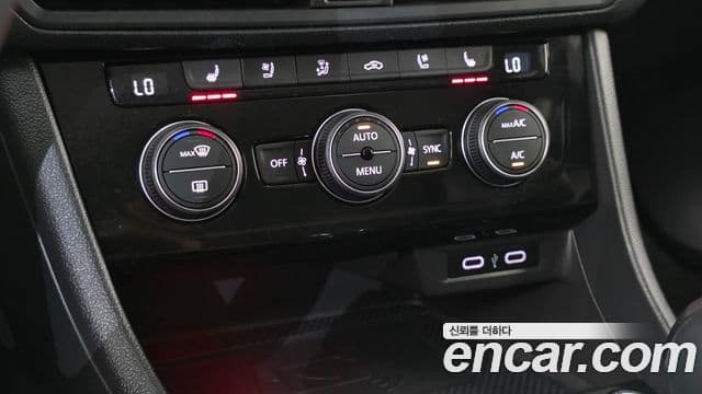 Volkswagen Jetta 2022 — ფოტო 12/20