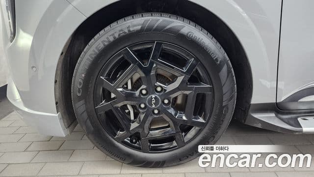 Kia Carnival 2024 — Şəkil 5/20