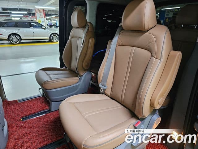 Hyundai Staria 2025 — Şəkil 9/20