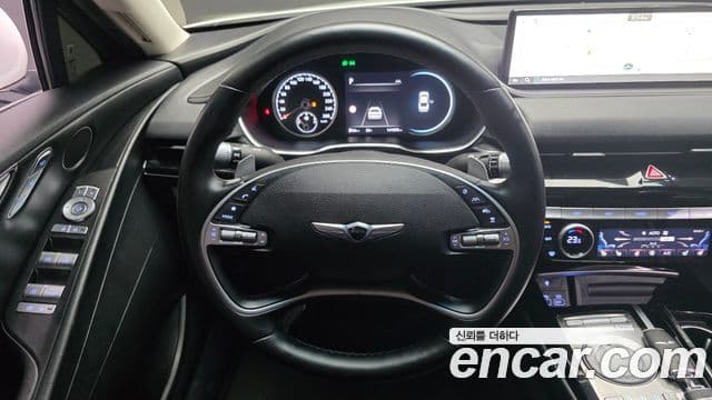 Genesis Electrified G80 2022 — Şəkil 13/20
