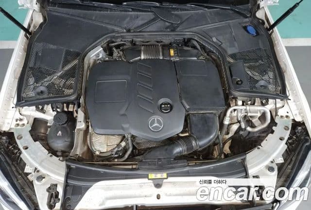 Mercedes-Benz C-Class 2019 — ფოტო 6/11