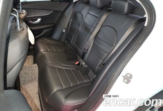 Mercedes-Benz C-Class 2019 — ფოტო 10/11
