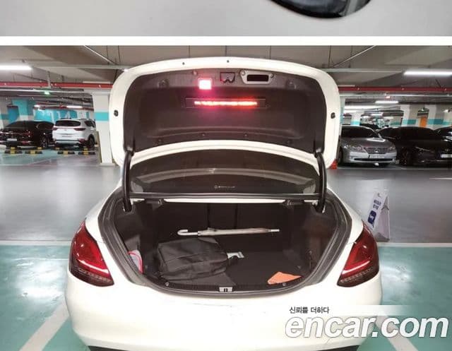 Mercedes-Benz C-Class 2019 — ფოტო 11/11