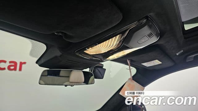 BMW X7 2025 — Photo 13/35