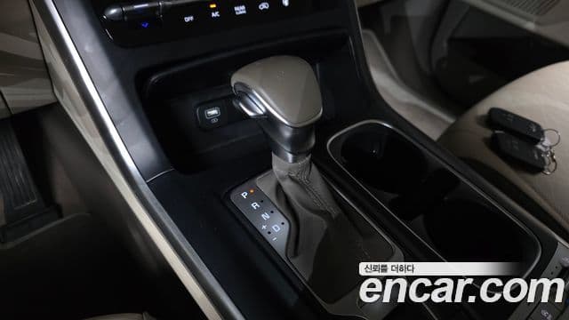 Kia Carnival 2021 — Фото 9/20