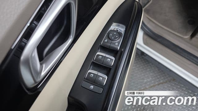 Kia Carnival 2021 — Фото 11/20