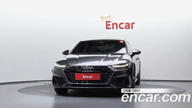 Audi A7 2022 — ფოტო 14/32