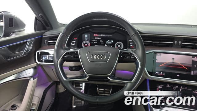 Audi A7 2022 — ფოტო 26/32