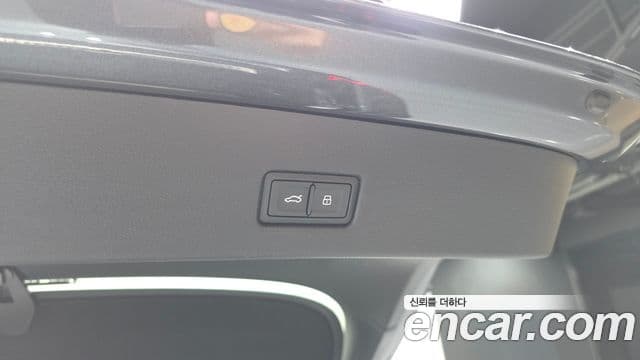 Audi A7 2022 — ფოტო 6/32