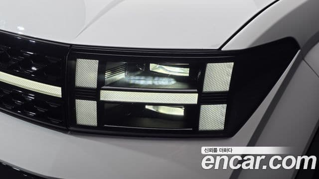 Hyundai Santa Fe 2024 — Photo 29/45