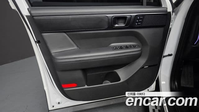 Hyundai Santa Fe 2024 — Photo 21/45