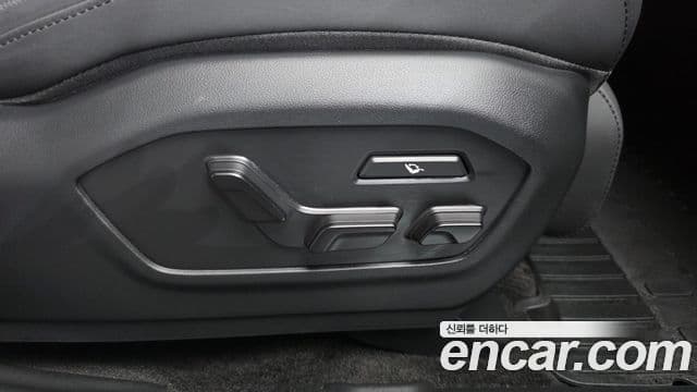 Hyundai Santa Fe 2024 — Photo 4/45