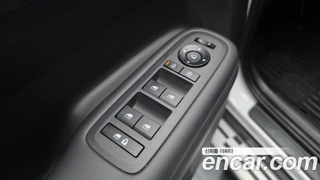 Hyundai Santa Fe 2024 — Photo 38/45