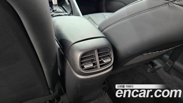 Hyundai Avante 2020 — ფოტო 18/20