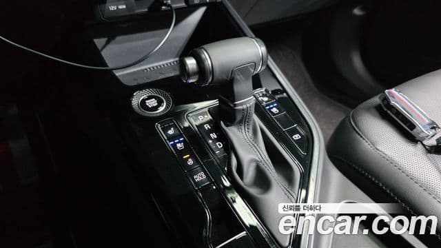 Kia Niro 2022 — Şəkil 9/20