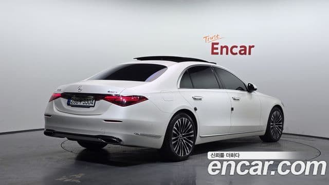Mercedes-Benz S-Class 2021 — ფოტო 2/20