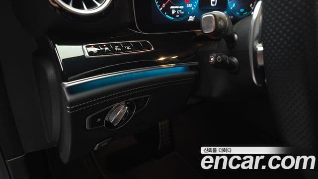 Mercedes-Benz AMG GT 2020 — Şəkil 14/20