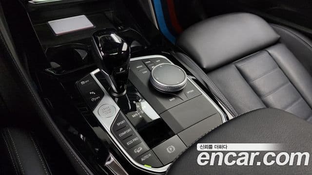 BMW X4 2022 — ფოტო 9/20