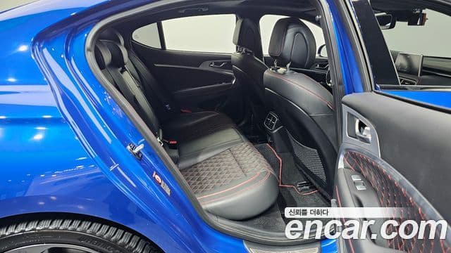 Genesis G70 2018 — ფოტო 11/20