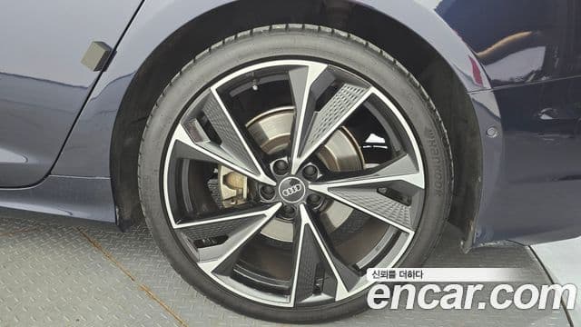 Audi A6 2023 — Photo 30/35
