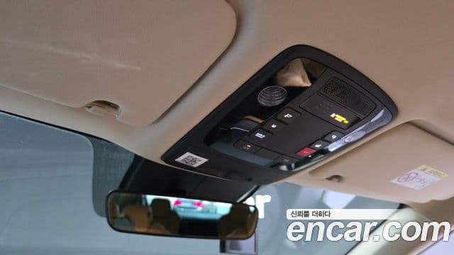 Kia Carnival 2023 — Şəkil 18/20