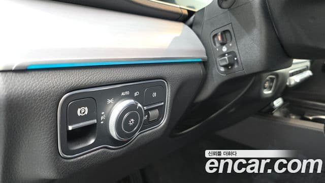 Mercedes-Benz GLE-Class 2020 — ფოტო 14/20