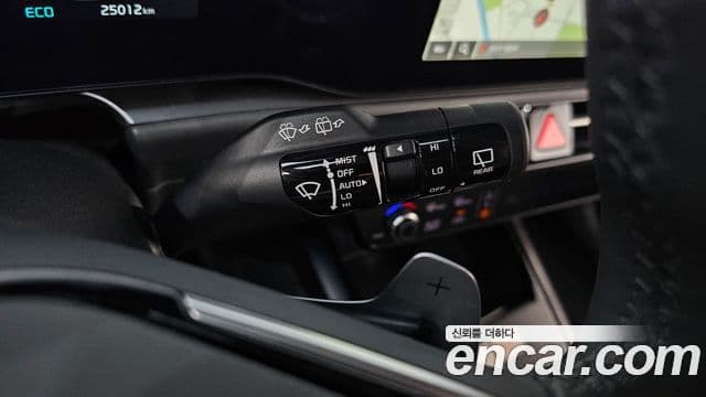 Kia Niro 2022 — Şəkil 17/20