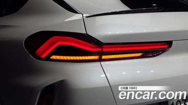 BMW X6M 2024 — Photo 9/32