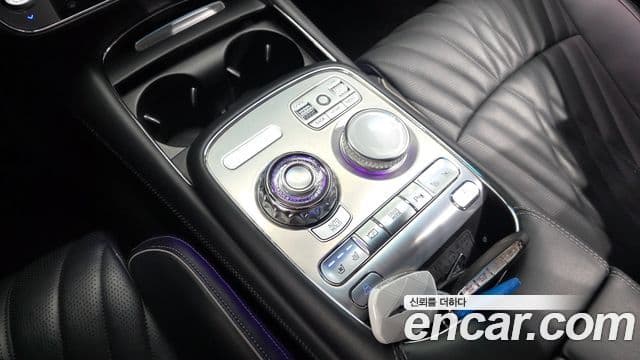 Genesis G90 2022 — ფოტო 9/20