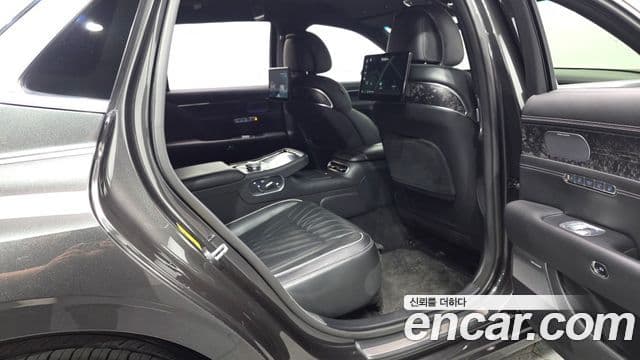 Genesis G90 2022 — ფოტო 12/20