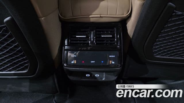 Renault Samsung Grand Koleos 2024 — ფოტო 14/35