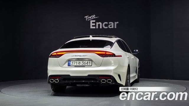 Kia Stinger 2020 — Фото 4/20