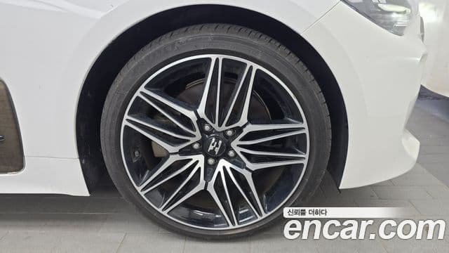 Kia Stinger Meister 2020 — ფოტო 5/32